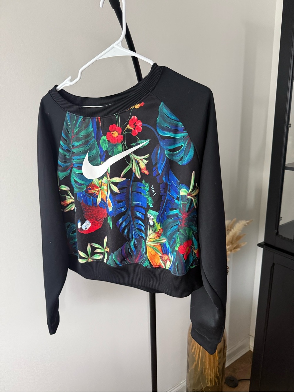 Nike Black Tropical Print Crew Sweatshirt with Bold Multicolor Design